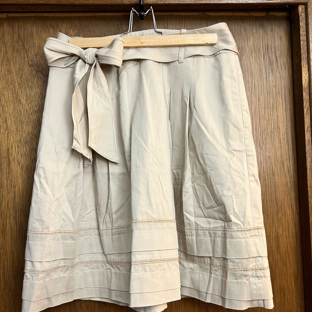 Great summer skirt with pockets from WHBM